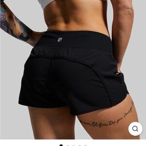 Born Primitive Free Flow Short